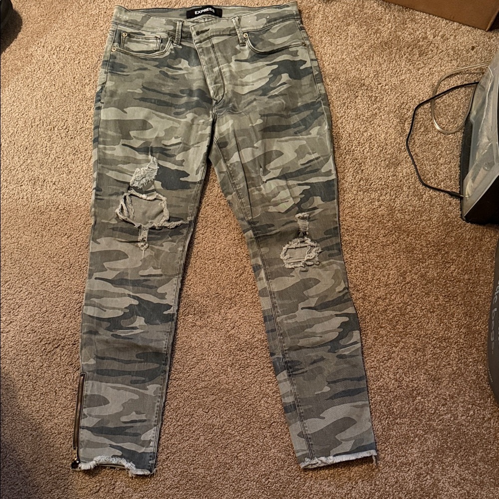 Express Green Camouflage Distressed Skinny Jeans